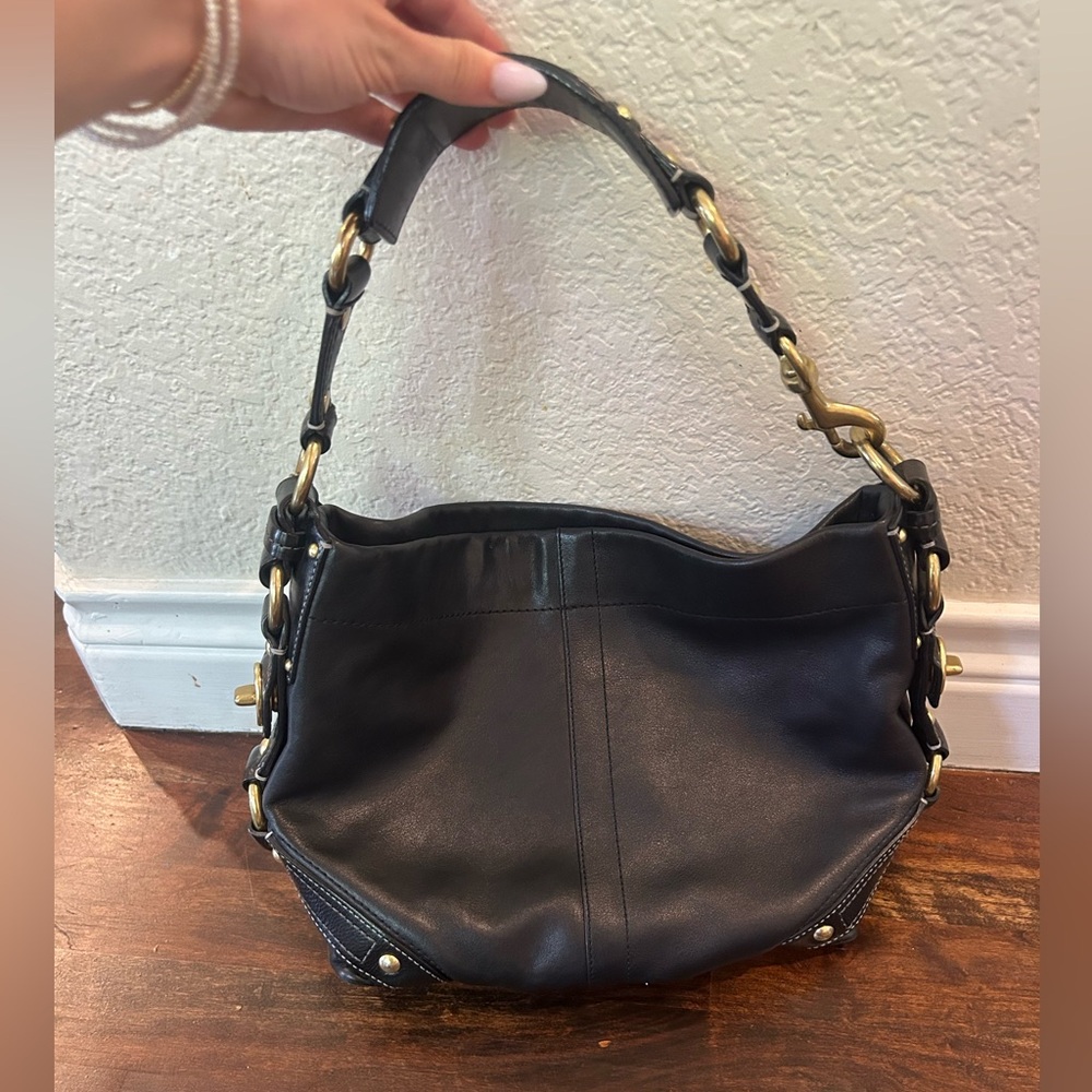 Coach Black Leather Shoulder Bag - Picture 2 of 9
